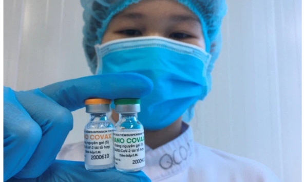 Thủ tướng Phạm Minh Chính chỉ đạo về việc cấp phép, sử dụng vắc xin Nanocovax