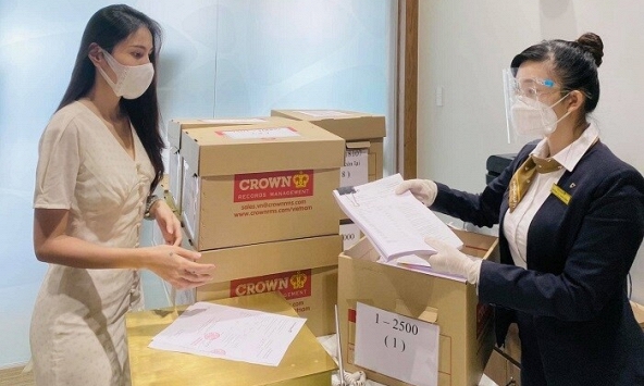 Khi nghệ sĩ lấy Ngân hàng làm sân khấu