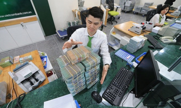 Mặt bằng lãi suất thấp sẽ tiếp tục được duy trì hỗ trợ cho doanh nghiệp