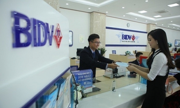 Ngân hàng kiểm soát nợ xấu gia tăng cách nào?