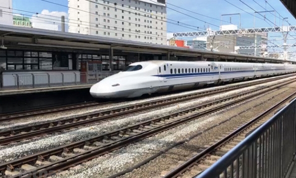 Sự “tiến hóa” của đường sắt của nước Ý đánh bại hàng không, bài học cho nước ta