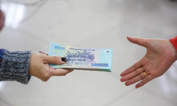 Thưởng Tết lại trở thành vấn đề được nhiều người quan tâm