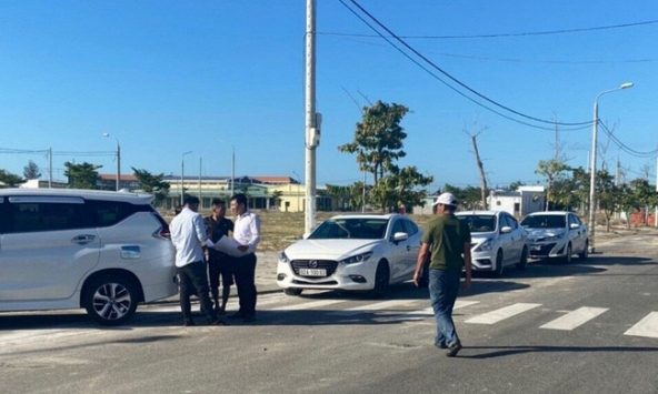 Nhà đầu tư đang nhộn nhịp quay lại thị trường khiến đất nền nhiều khu vực lên cơn sốt