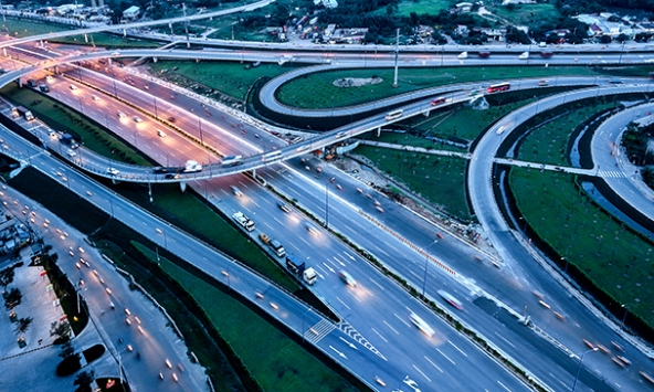 Xây nhà cao tầng quanh đường trục đường Bắc - Nam TP.HCM rất nhiều nan giải