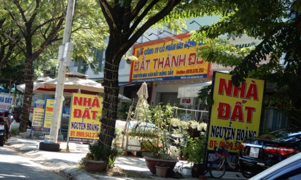 Xuất hiện hành vi trốn thuế như: “ký gửi, ký chờ”