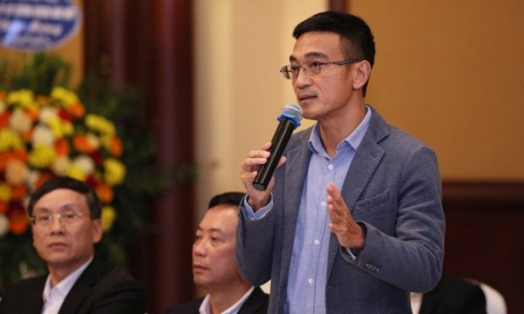 Đảm bảo tính minh bạch của thị trường chứng khoán và vai trò người lãnh đạo