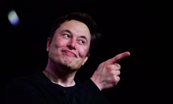 Trước khi mua lại Twitter, Elon Musk đã có những thương vụ tiền tỷ nào?