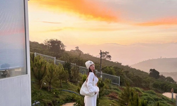 Lực lượng chức năng kiểm tra lô đất người mẫu Ngọc Trinh công bố mua tại Bảo Lộc