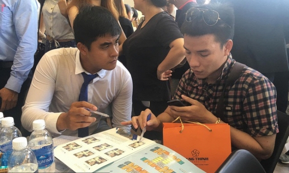 Chuyển nhượng bất động sản phải thanh toán qua ngân hàng để minh bạch