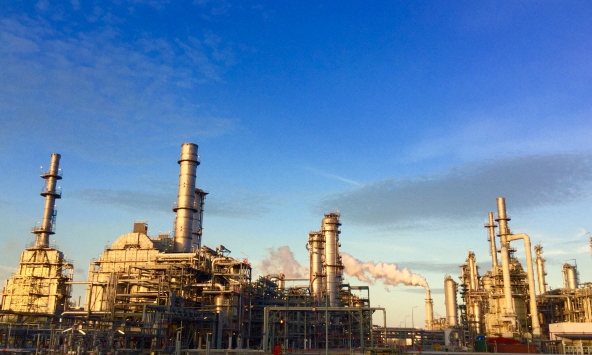 Bộ Công Thương nói gì về khả năng cung ứng của hai 'ông lớn' Nghi Sơn, Bình Sơn?