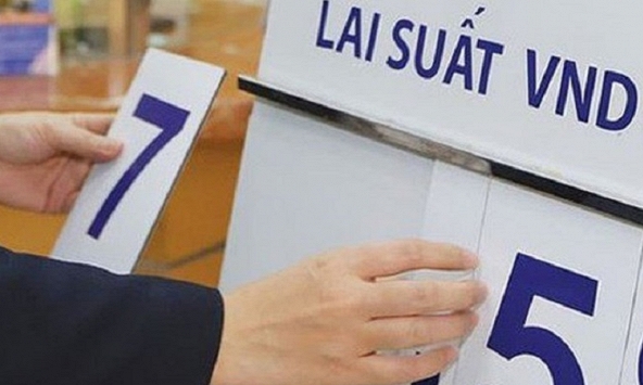 Lãi suất tiền gửi vẫn duy trì đà tăng