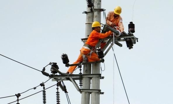 Chi tiết việc thua lỗ ngàn tỷ của Tập đoàn Điện lực Việt Nam - EVN  là gì?