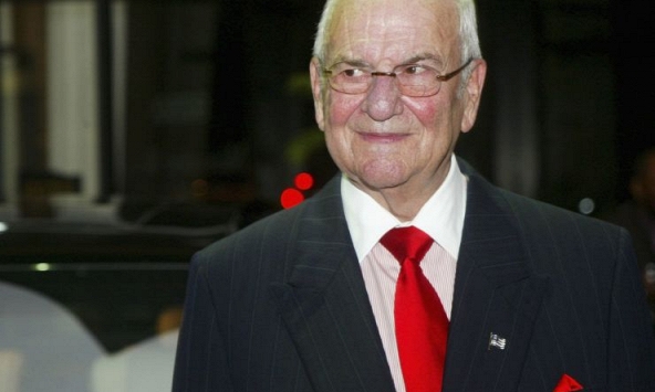 Lee Lacocca - huyền thoại ngành công nghiệp ô tô qua đời ở tuổi 94
