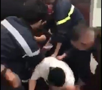 Cứu 21 người mắc kẹt trong thang máy ở trung tâm TP HCM