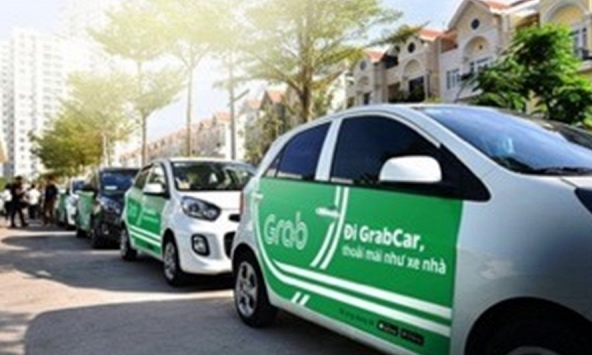 Không có quốc gia nào “bắt” xe công nghệ phải đeo mào 
