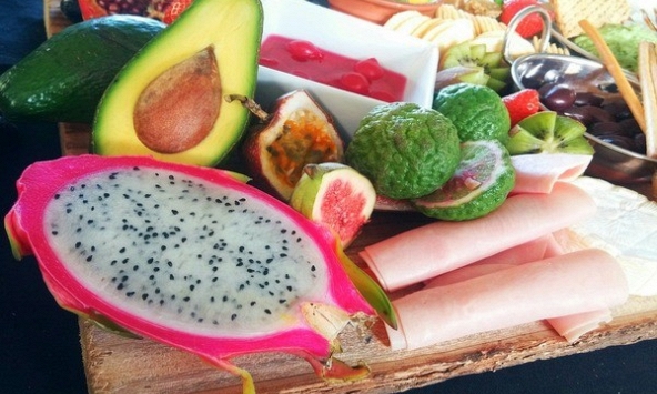 Điều gì xảy ra với cơ thể nếu bạn ăn thanh long mỗi ngày?