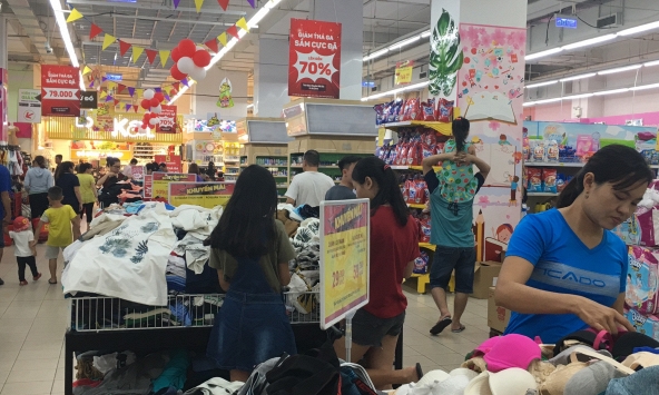 Việt Nam có nguy cơ đánh mất thị trường bán lẻ vào tay nước ngoài?