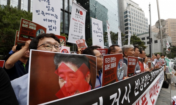 Tổng thống Hàn Quốc: Căng thẳng thương mại sẽ khiến Nhật Bản phải trả giá đắt