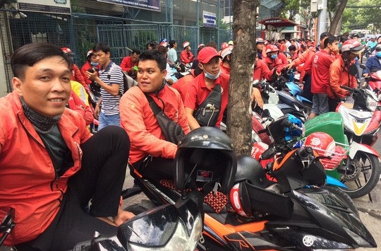 Nhiều tài xế Go-Viet bao vây công ty phản ứng chính sách điểm thưởng mới