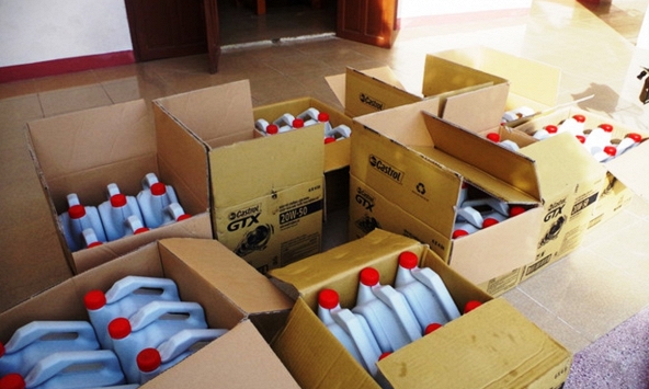 Đà Nẵng phát hiện cơ sở sản xuất hàng ngàn lít dầu nhớt giả