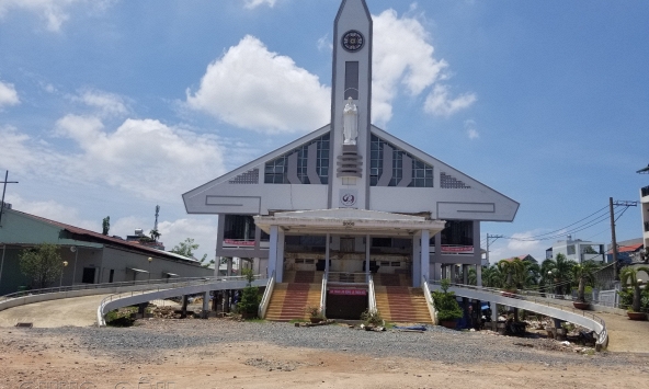 'Thần đèn' Nguyễn Văn Cư hoàn tất nâng khối nhà thờ nặng gần 6.000 tấn ở Sài Gòn