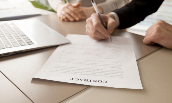 Màu mực và chữ ký trên các văn bản được pháp luật quy định như thế nào?