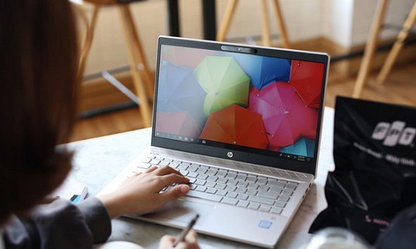 FPT Shop giảm đến 28% cho tân sinh viên khi mua laptop, Macbook 