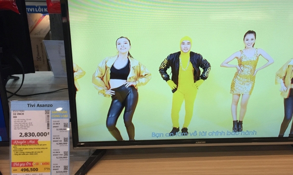 Tivi Asanzo mất hút trên kệ siêu thị sau gần một tháng lùm xùm