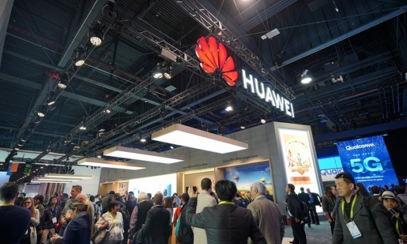 Huawei và 4 công ty khác của Trung Quốc bị cấm tiếp cận nhà thầu Chính phủ Mỹ