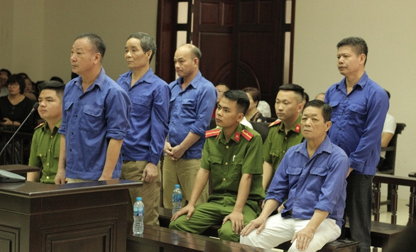 Trùm bảo kê Hưng 'kính' lĩnh 4 năm tù