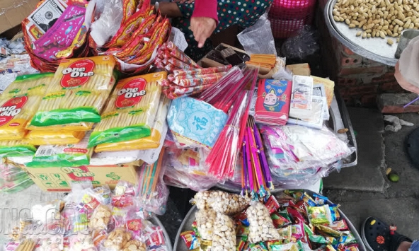 Lễ vật cúng rằm tháng 7 giá cả ra sao?
