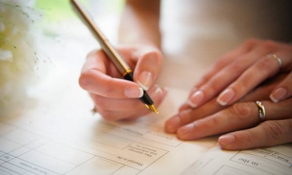 Con riêng của vợ và con riêng của chồng kết hôn, pháp luật có công nhận?