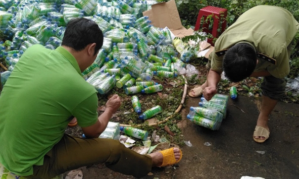 15.000 lon nước yến bị tiêu hủy vì xâm phạm quyền kiểu dáng
