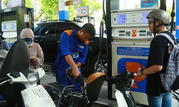 Giá xăng dầu đồng loạt giảm từ 15h ngày 1/8