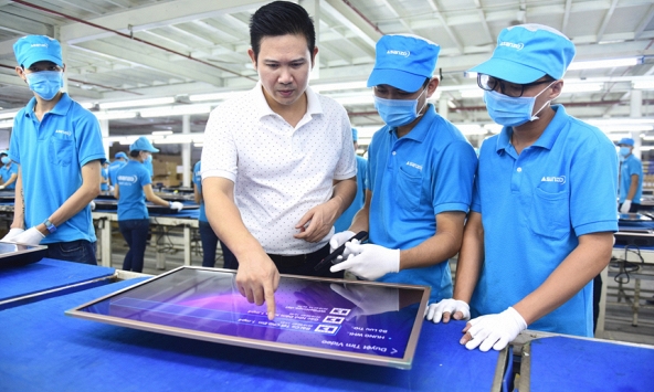 Chủ tịch Asanzo Phạm Văn Tam doạ kiện báo Tuổi Trẻ