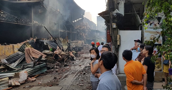 Cấm ăn thực phẩm nuôi trồng xung quanh nhà máy phích nước Rạng Đông