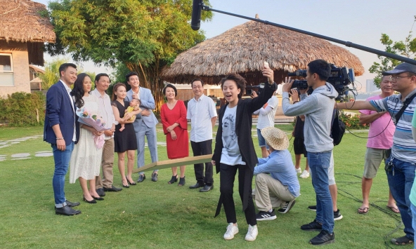 Về nhà đi con tập cuối, fan hâm mộ dự đoán một cái kết viên mãn từ ảnh hiện trường