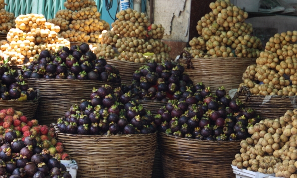 Trái cây cuối mùa bất ngờ tăng giá mạnh
