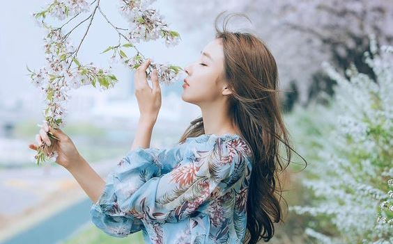 Tử vi 12 con giáp 4/8/2019: Ngọ tình cảm tăng tiến, Tuất tai họa bất ngờ