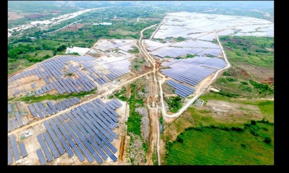 Dự án năng lượng Mặt trời lớn nhất Việt Nam đi vào hoạt động