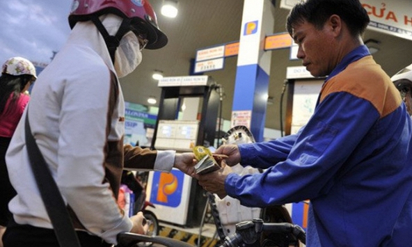 Sau 2 kỳ tăng liên tiếp, giá xăng chiều nay sẽ giảm?