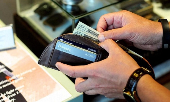 5 mẫu ví sang chảnh và tốt nhất dành cho nam giới
