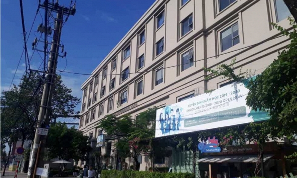 Tự gắn mác quốc tế và xây dựng sai phép, Trường St.Nicolas buộc phải đóng cửa