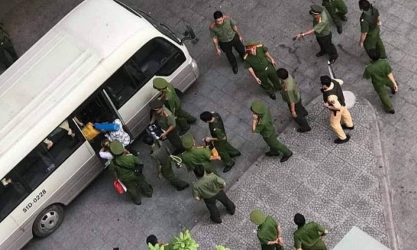 Hơn 100 cảnh sát đột kích chung cư Gold View ở Sài Gòn, phát hiện nhiều người phê ma túy