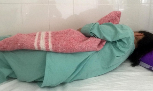 Bác sĩ bị tố gạ tình, hành hung nữ sinh thực tập đã nộp đơn xin thôi việc