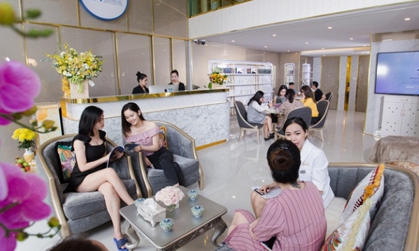 Trung tâm World Medical Beauty & Healthcare chữa ung thư bằng vacxin… hư cấu