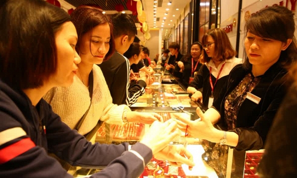 Vàng tăng nhẹ 20.000 đồng/lượng ngày đầu tuần