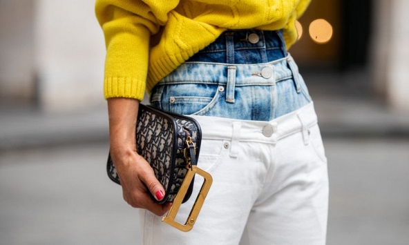 9 mẫu quần jeans che khuyết điểm tốt nhất cho các mẹ bỉm sửa