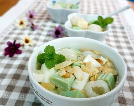 Cách làm chè khúc bạch trà xanh với công thức đơn giản