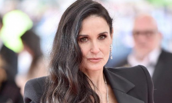 Sau ánh hào quang: Hành trình bước qua ma túy và bị cưỡng hiếp của Demi Moore 
